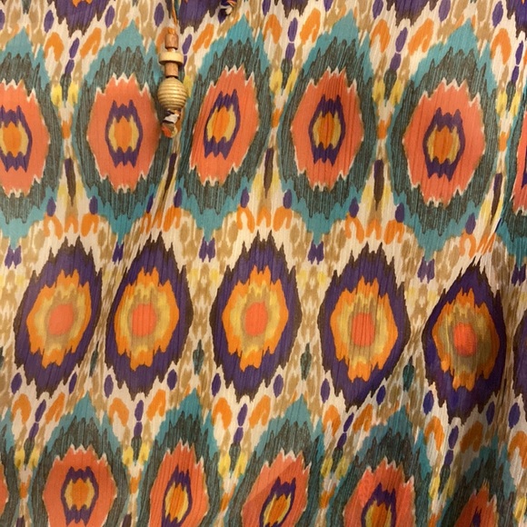 Jaclyn Smith blouse - Picture 4 of 4